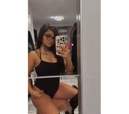 Escorts Luton Town Centre Luton - Photos for Amyra New in Town ! 🩷 Hot Party Girl 🔥🔥