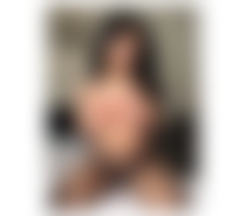 Escorts Nelson Pendle - Photos for Hello boys I am NEW