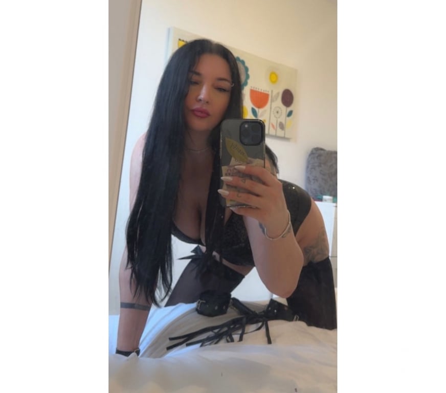 Escorts Hampshire Southampton - Photos for NEW AND HOT x NEW Isabella in Portsmouth