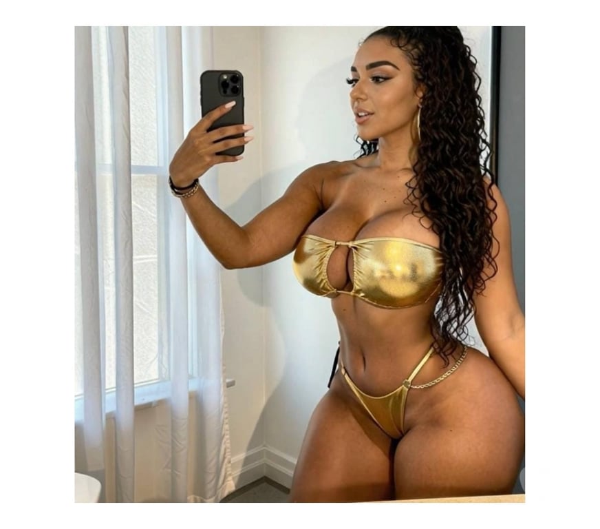 Escorts South East London Croydon - Photos for Lush splash 💦party 💦❤️time💦❤️