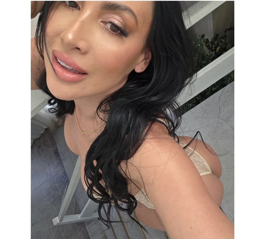 Escorts West London Edgware Road - West London - Photos for ISABELLA LATINA HORNEY GIRL