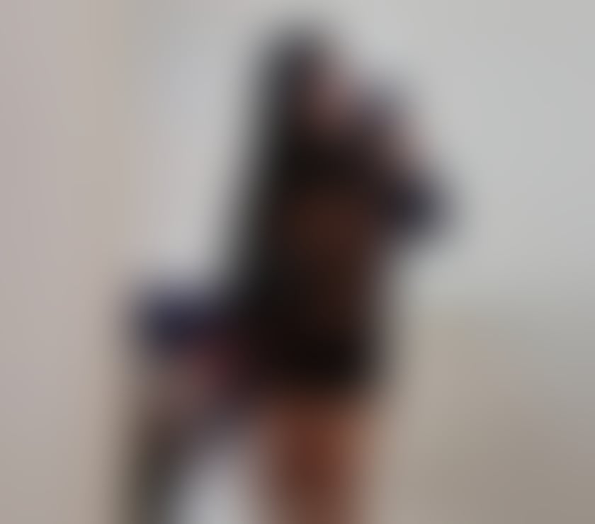 Escorts Euston Station North West London - Photos for Liceth new sexy latin in town call available 24 7