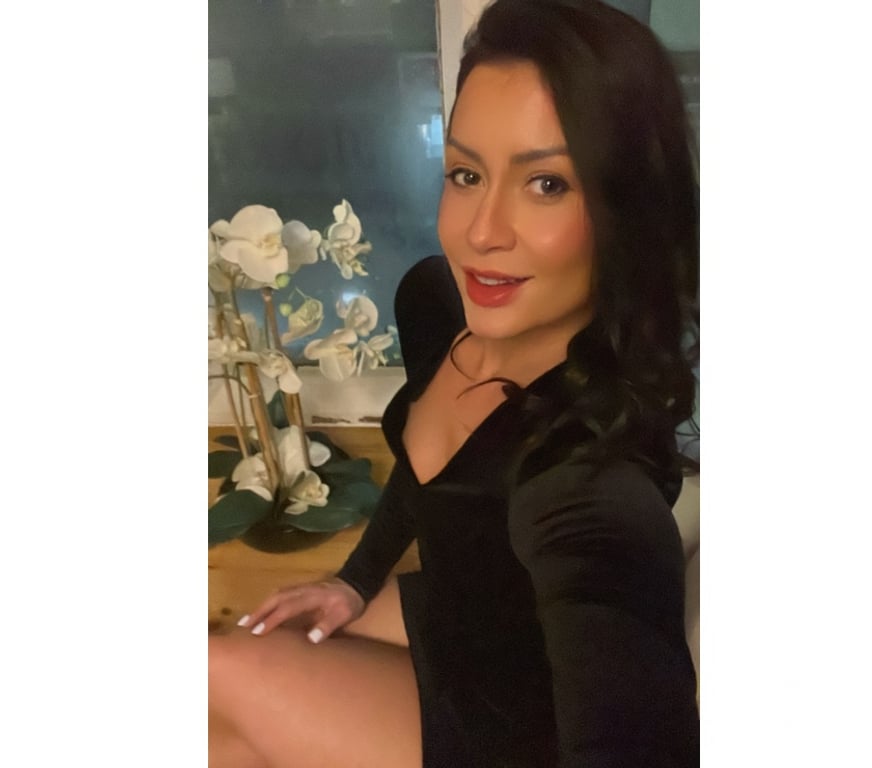 Escorts Bristol Bristol City Centre - Bristol - Photos for 🌟 LIA VALLI - Class, Discretion & Passion