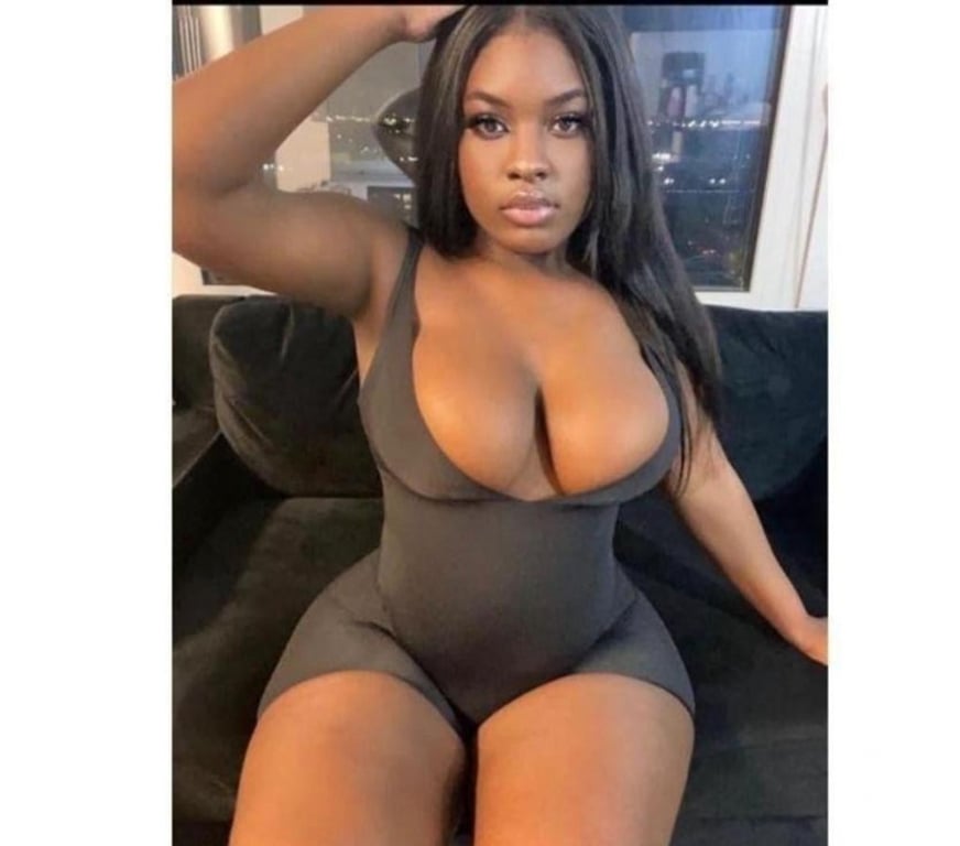 Escorts Derbyshire Derby - Photos for HOT SEXY EBONY PARTY GIRL💯FULL GFE ❤️