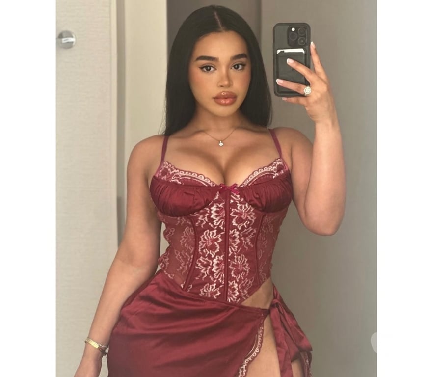 Escorts Cheshire East Crewe - Cheshire East - Photos for erotic, sensual, and sweet woman