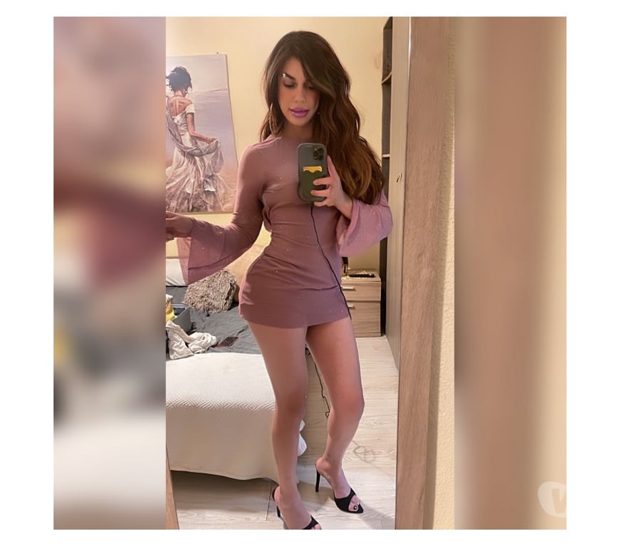 Escorts North London Enfield - Photos for BIG BUM SAMANTHA TR A NS