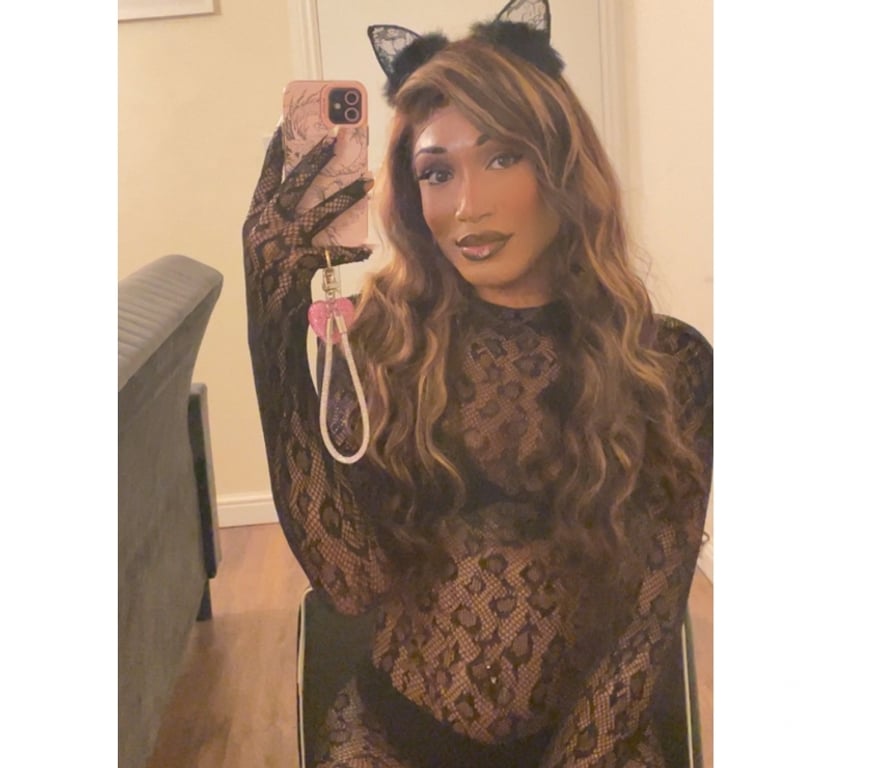 Trans Escorts Slough Slough Town Centre - Slough - Photos for 8 inches in slough (November 14th - November 17th)