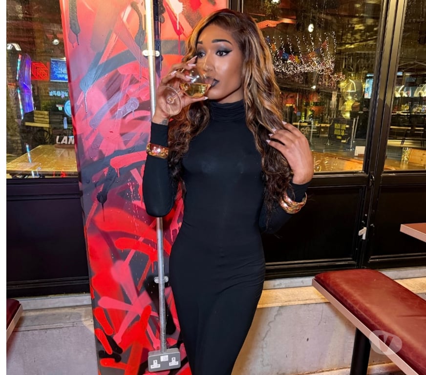 Trans Escorts Slough Slough Town Centre - Slough - Photos for 8 inches in slough (November 14th - November 17th)