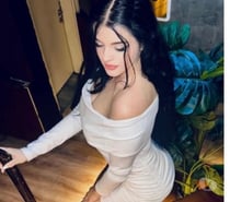 Luna Brazilian party girl 🍑