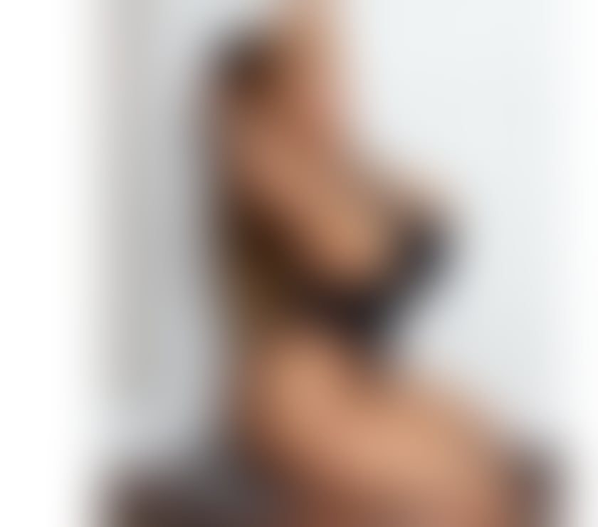 Escorts East London Bow Church - DLR Station - East London - Photos for I’M Katy & Laly GORGEUS HORNYs Naughty&PLAYFUL🍭🍒🍑