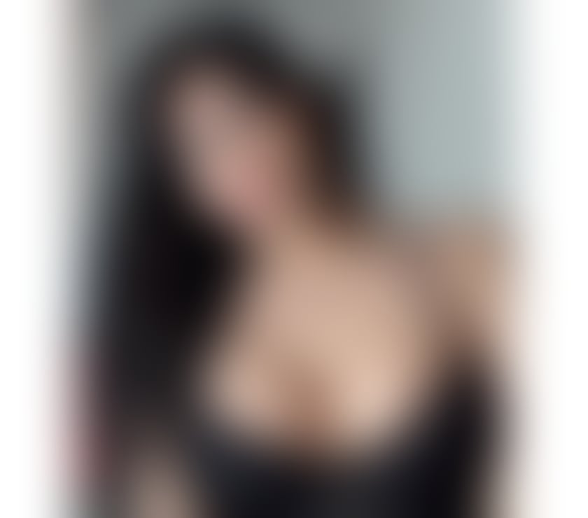 Trans Escorts Edinburgh Edinburgh - Edinburgh - Photos for CITY CENTRE HOT BRAZILIAN KARAN TRANS 9.5 INCHES VERY HARD