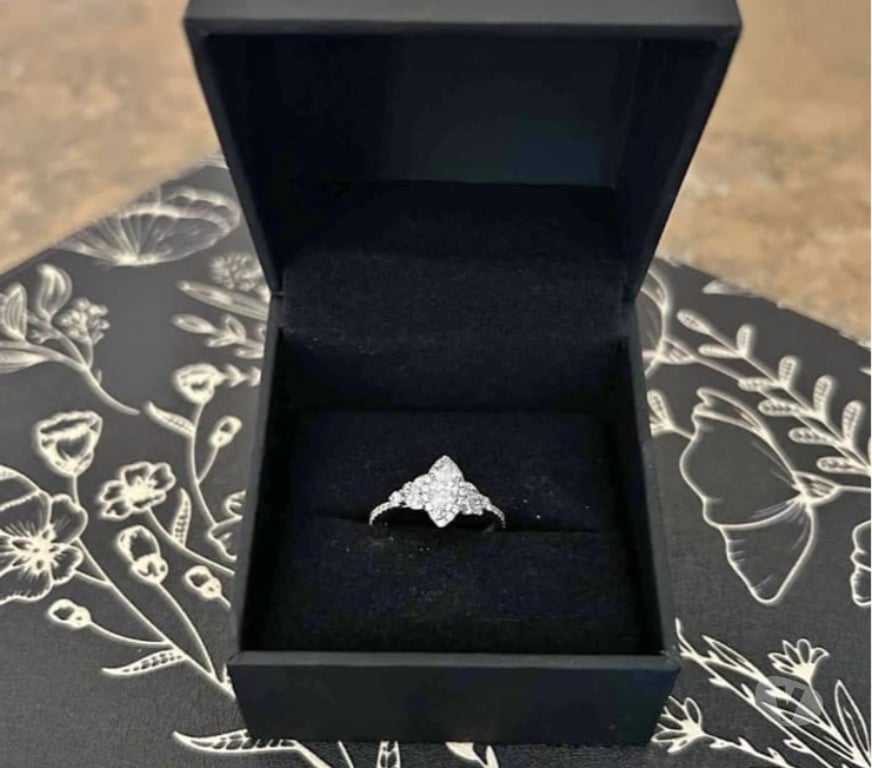 jewellery for sale North London Islington - North London - Photos for It my ex relationship contact me