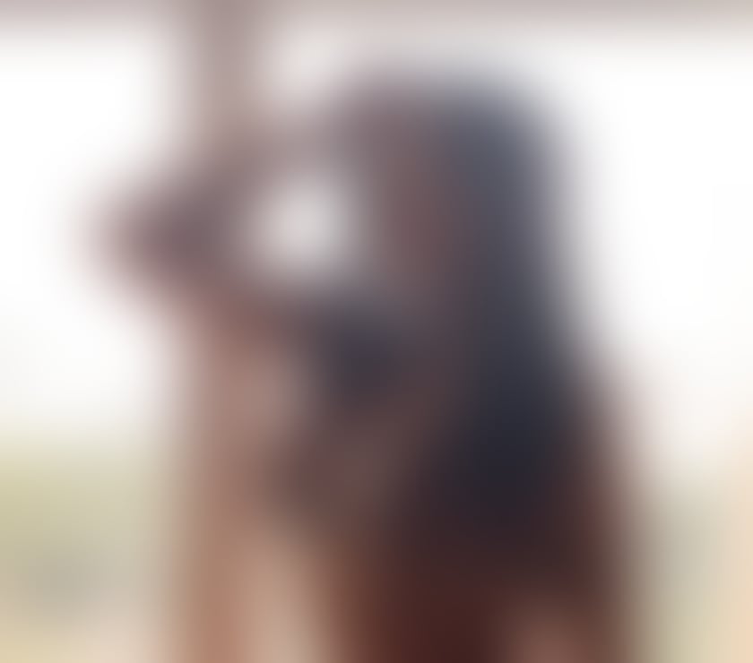 GAROTA BRASILEIRA NO HUSH