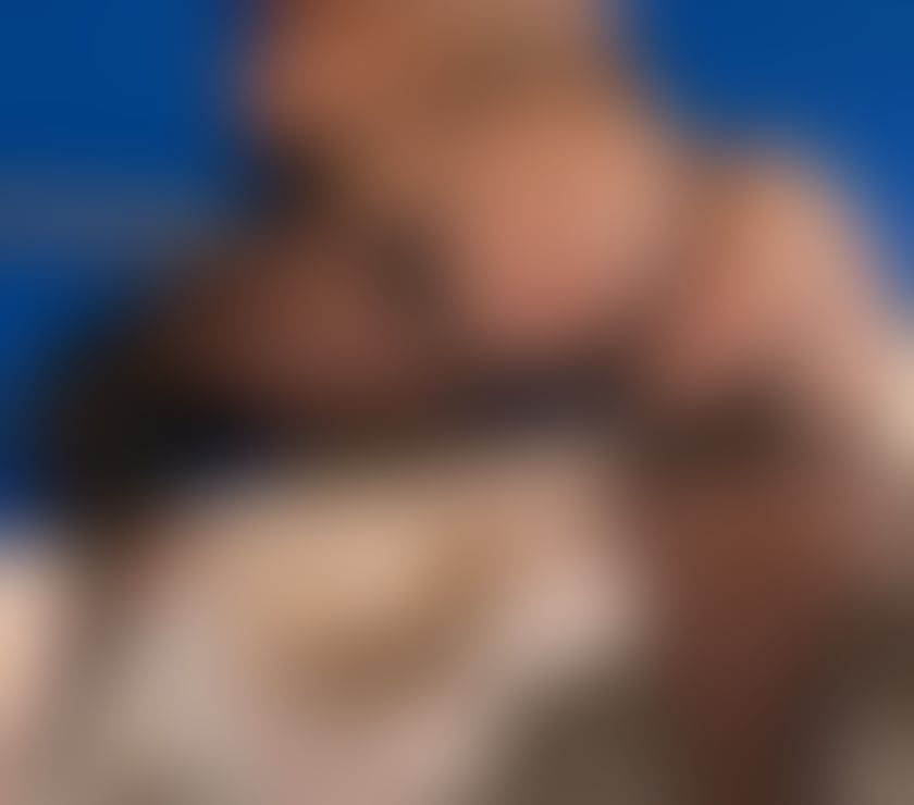 Escorts Kent Medway - Kent - Photos for your sexy chocolate-flavored girl