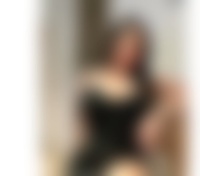 New Gorgeous Thai girl Ellie🫦In Oxford This week now😘