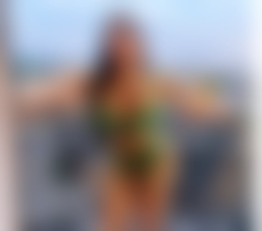 Mikaela Brazilian girl big surprise