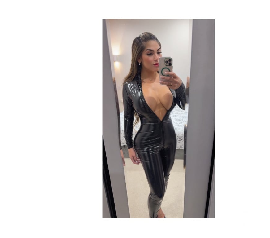 Escorts North London Edmonton - North London - Photos for HOT Bella Brazilian best service🇧🇷 party girl