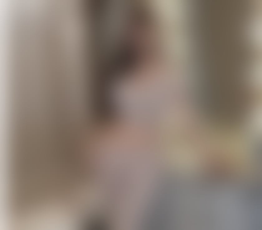 A sweet oriental lady with good service, experienced skills