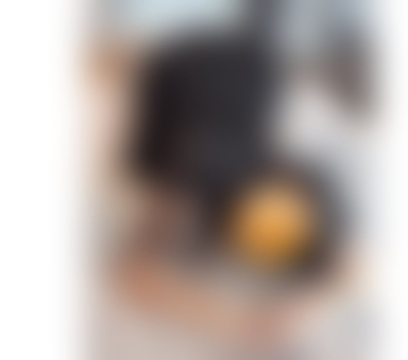 Melanie party girl NEW in TOWN ❤️ 💖