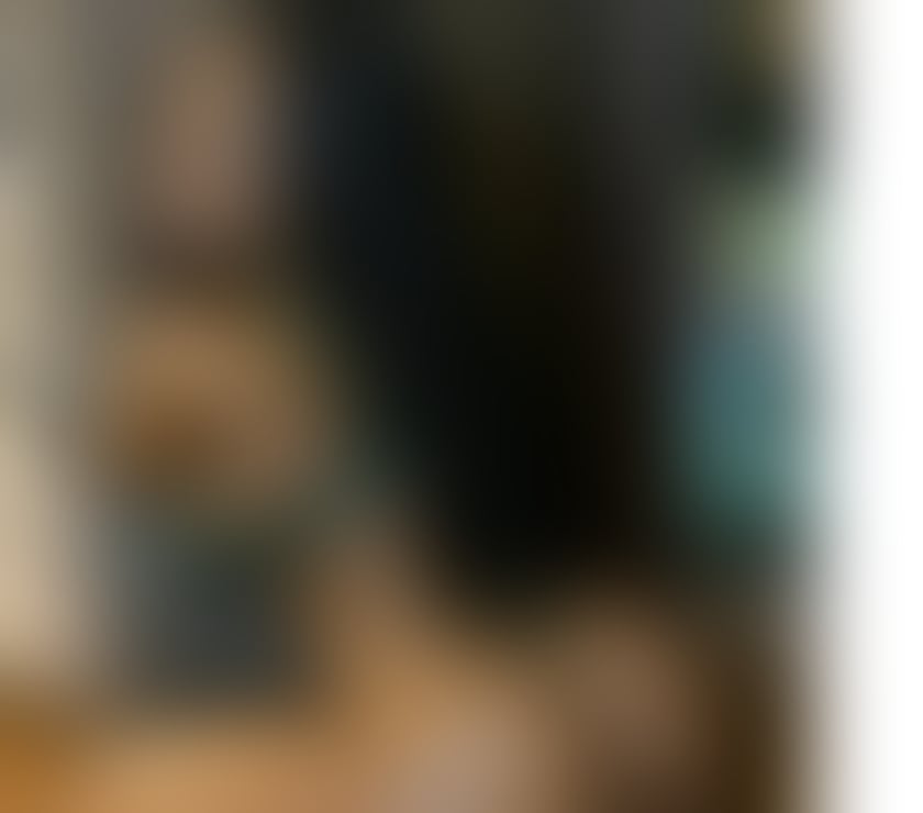 Hot Spanish Party 🥳 Radiant 😘