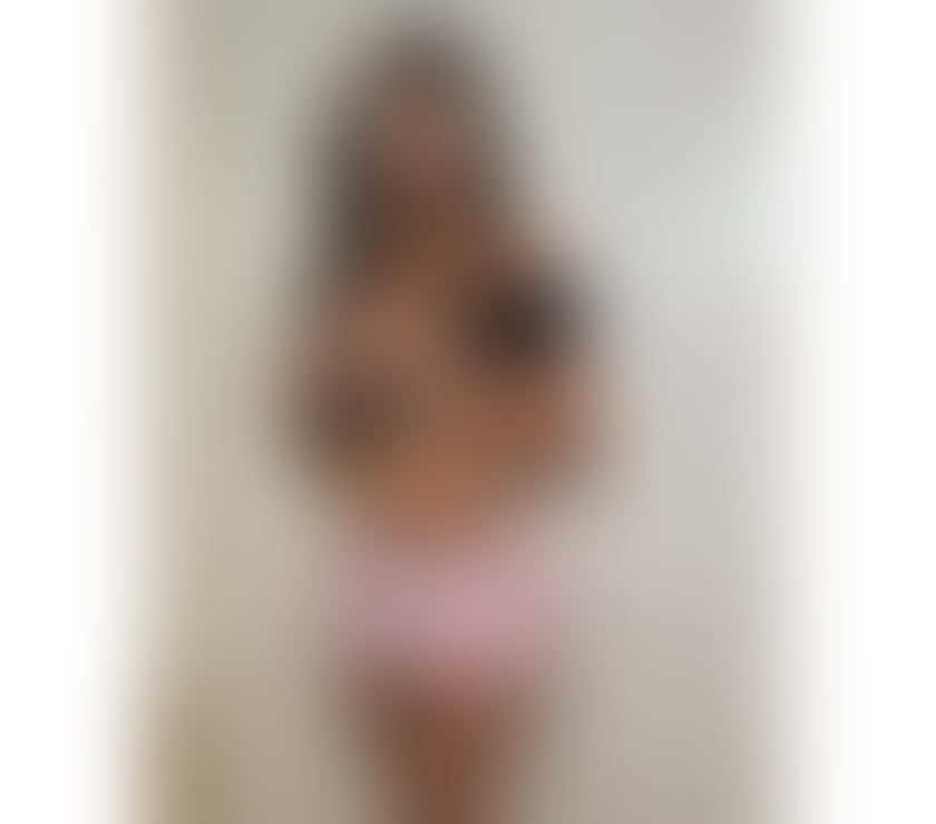 Escorts Falkirk Falkirk Town Centre - Falkirk - Photos for 🩷LAURA🩷NEW IN TOWN🔥HOT CURVES🔥PARTY🥳