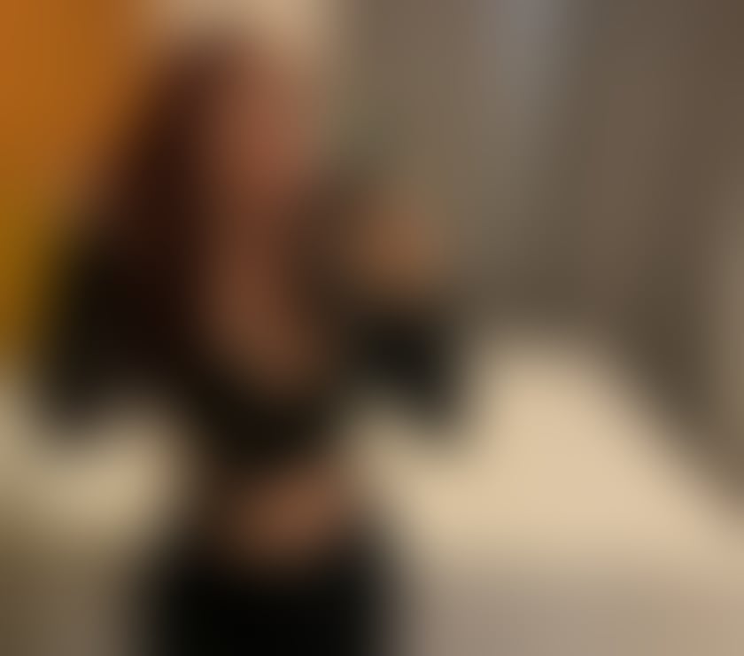 Escorts South West London Earls Court - South West London - Photos for ❤️‍🔥✨ RUBY RED HOT CHARM ✨❤️‍🔥