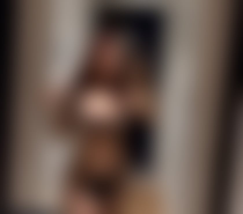 Escorts South West London Earls Court - South West London - Photos for ❤️‍🔥✨ RUBY RED HOT CHARM ✨❤️‍🔥