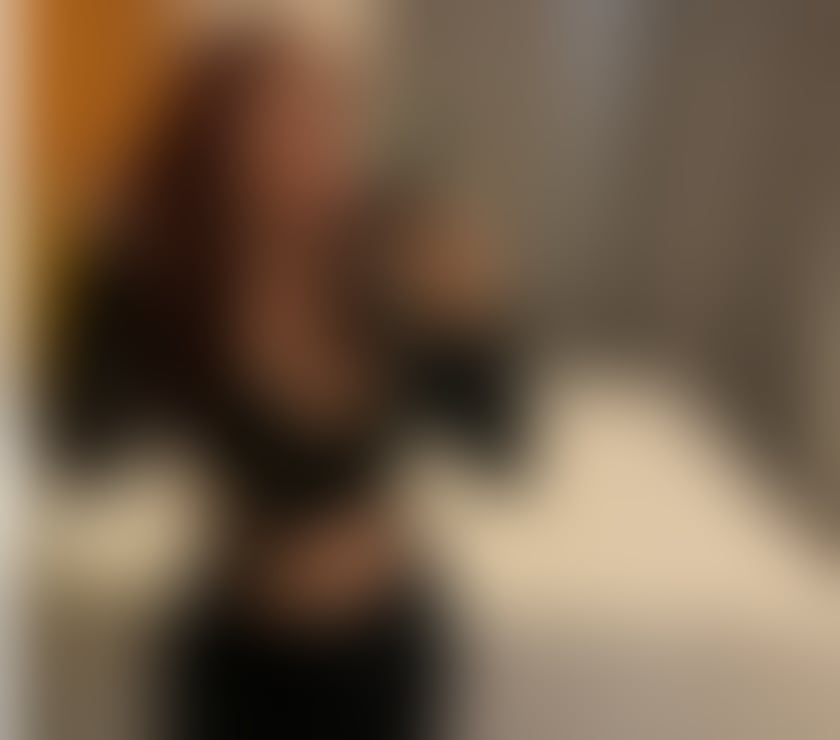 Escorts South West London Fulham Broadway - South West London - Photos for ❤️‍🔥✨ RUBY RED HOT CHARM ✨❤️‍🔥