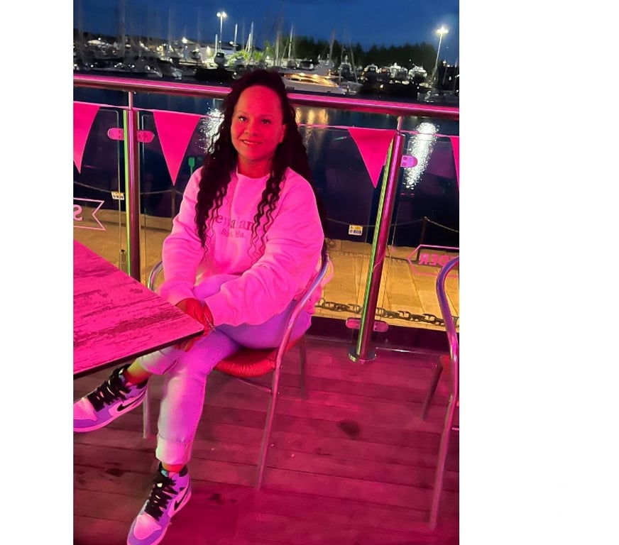 Escorts Ealing Southall - Ealing - Photos for Fabiana girl of Brazilian party Very experiência