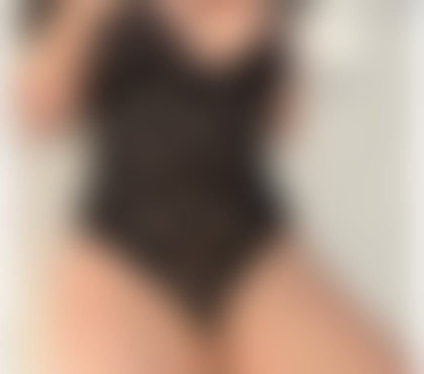 Escorts Greater Manchester Manchester - Photos for FULL SEEVICE OWO MYKY CURVY NEW HERE!💣