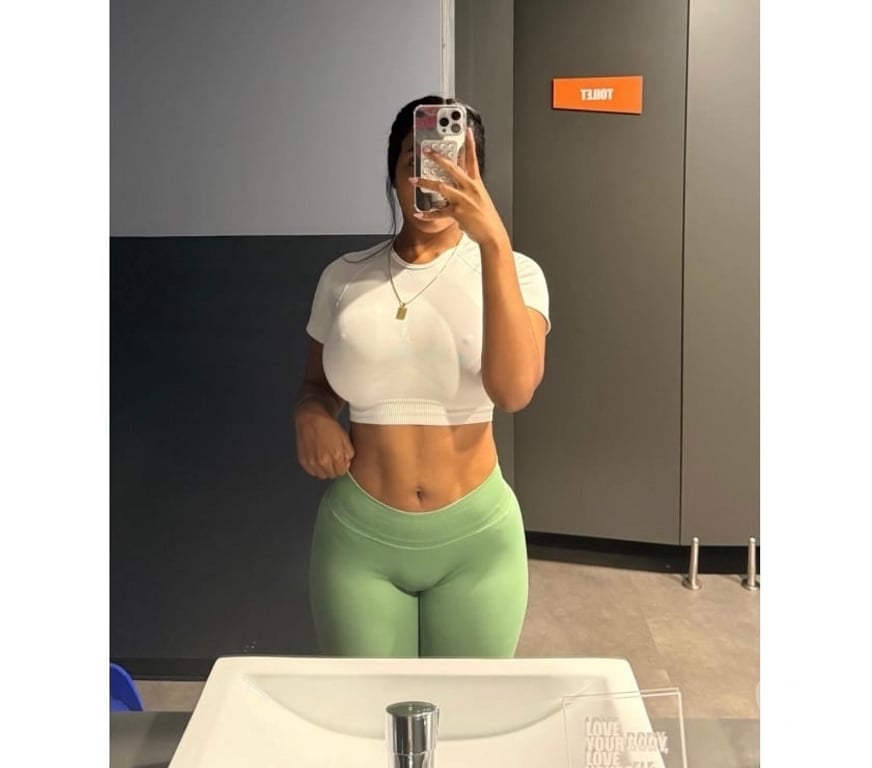 Escorts East London Havering - Photos for Larissa Brazilian 24H 🇧🇷🔥