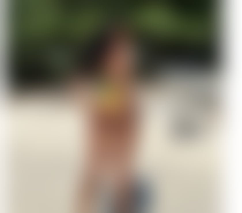 Escorts Barking and Dagenham Barking - Barking and Dagenham - Photos for Brazilian brunette with curly hair