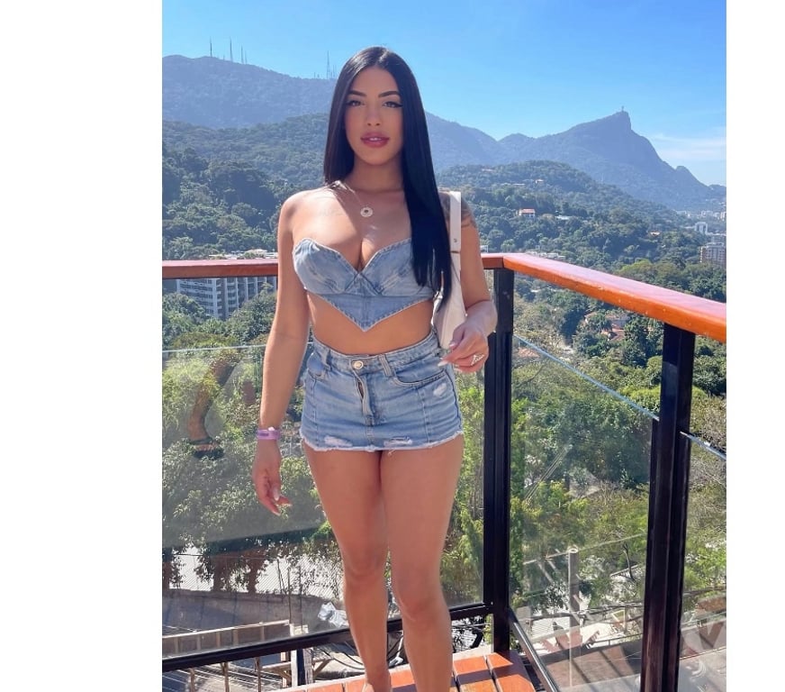 Escorts West London Hillingdon - Photos for Bruna Brazilian🇧🇷big boobs big ass 🇧🇷