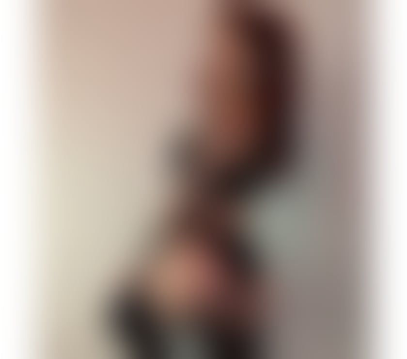 29 year old alternative PSE specialist & pro domme