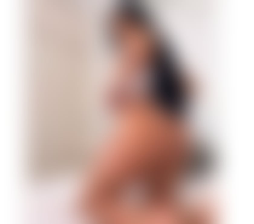 Escorts Oxfordshire Oxford - Photos for 🔞Bombshell Party🥂Strap-on lovers?Domination ALEVEL💦