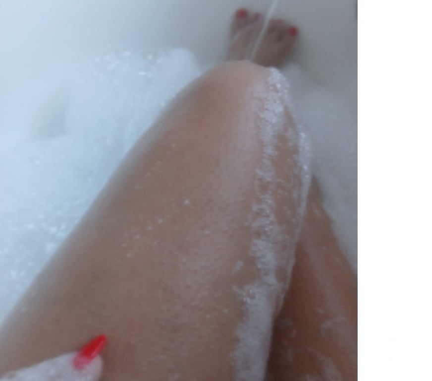 Escorts West Midlands Walsall - Photos for Passionate Polish Julia xxx