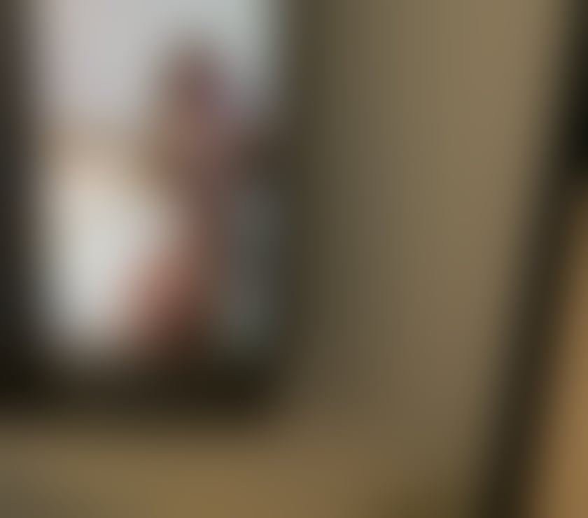 Escorts Peterborough City Centre Peterborough - Photos for victoria single