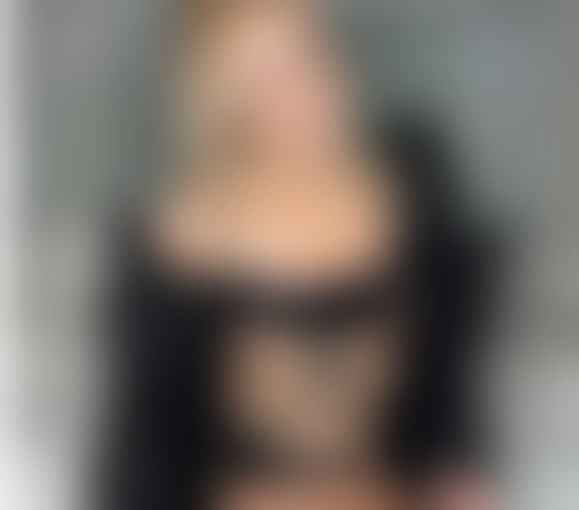 LARISSA🥰 NEW IN TOWN❤️