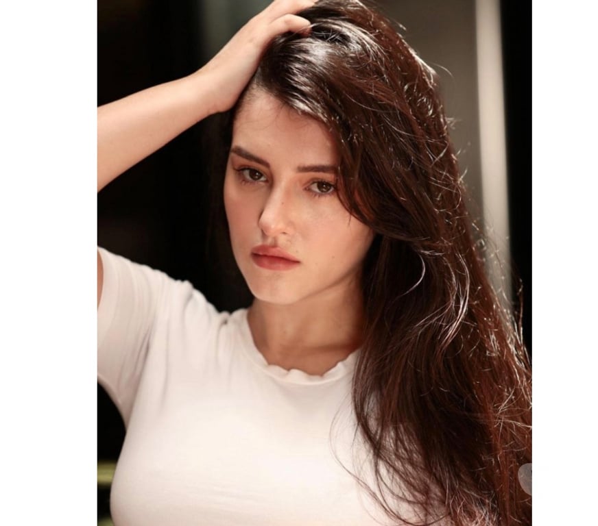 Escorts Cambridgeshire Cambridge - Photos for Liz 100% real and naughty