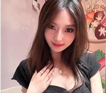 Escorts Burnley Town Centre Burnley - Photos for New 💕 Soft Laughter 👄 Warm Soul✨🌹