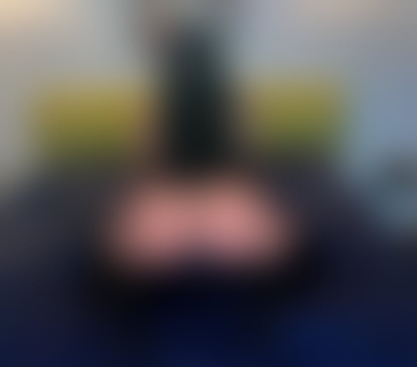 Escorts Walsall Town Centre Walsall - Photos for Larisa 💯NEW HERE 🔞CITY CENTRE🔥👅