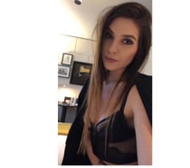 Best lady full service party escort