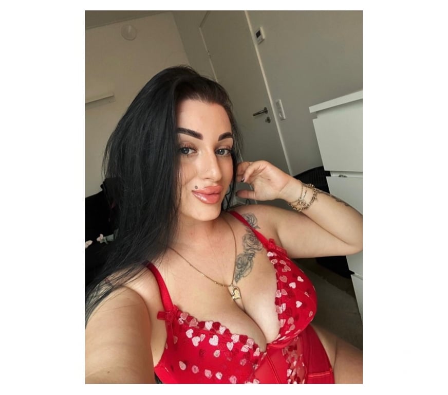 Escorts Worcestershire Worcester - Photos for NEW BRUNETTE WITH BIG BOOBS😍BEST SERVICES