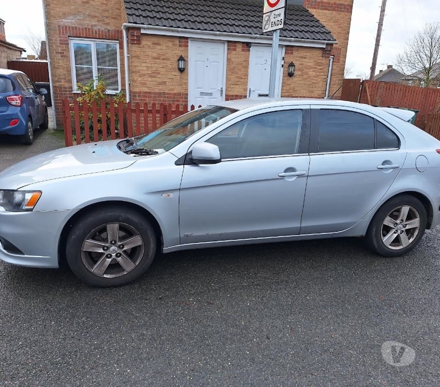 used cars for sale West Yorkshire Bradford - Photos for Mitsubishi Lancer 1.8 For sale LPG car 950£ ONO