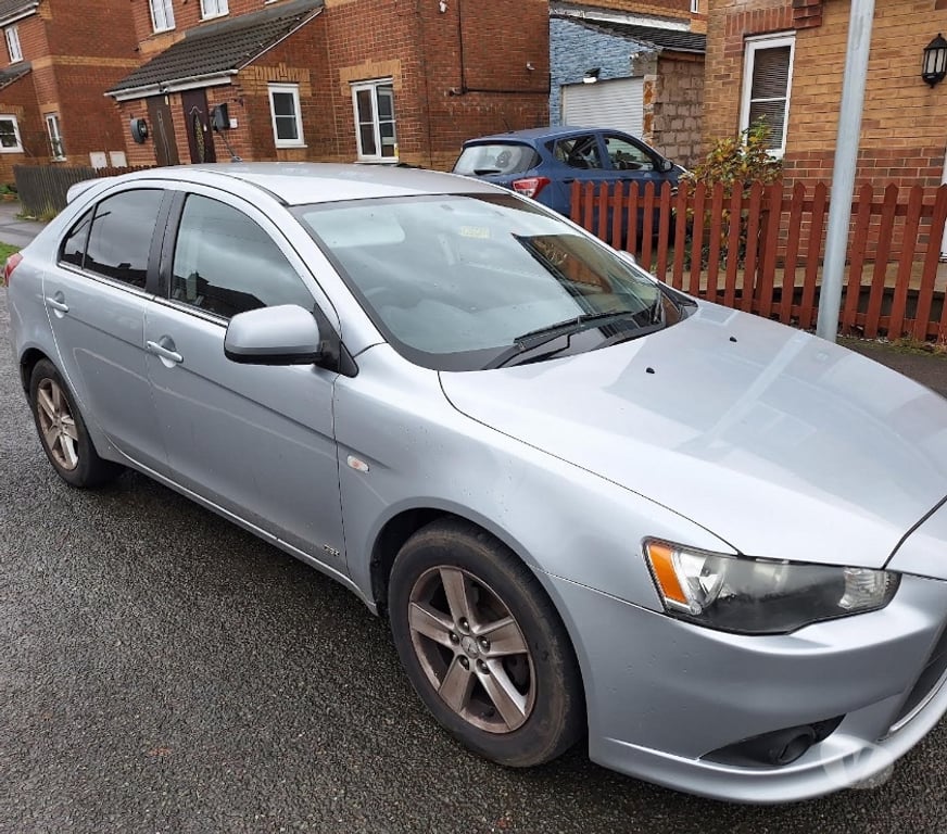 used cars for sale West Yorkshire Bradford - Photos for Mitsubishi Lancer 1.8 For sale LPG car 950£ ONO