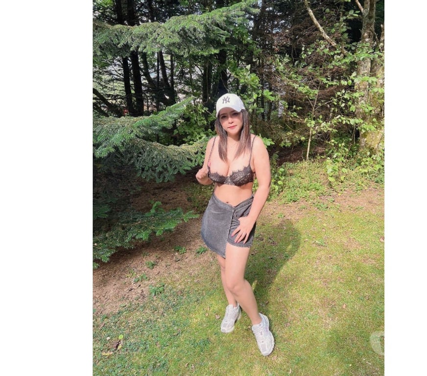 Escorts West Sussex Crawley - Photos for INDEPENDENT Bowvy ASIAN THAI THAILAND GIRL 07513810975