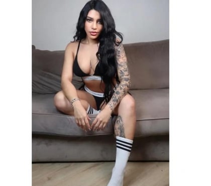 Escorts Dudley Town Centre Dudley - Photos for Loretta🍑sweet girl🍭lovely&friendly🥰party girl 🍾