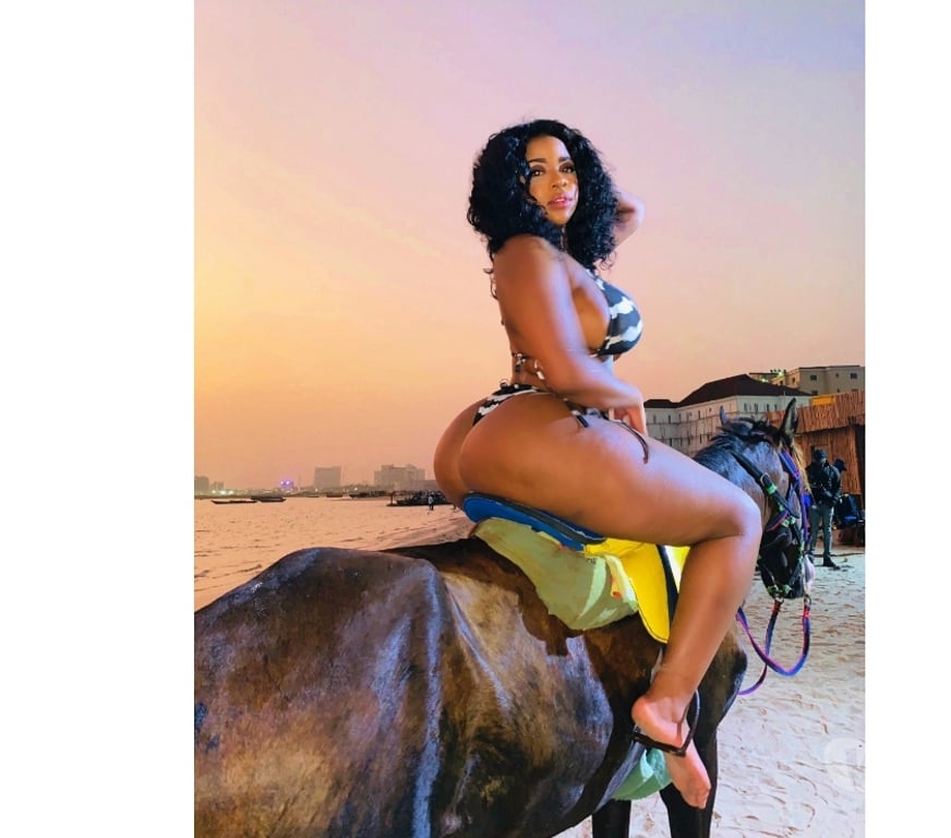 Escorts East London Stratford International - DLR Station - East London - Photos for Sexy and hot Latina