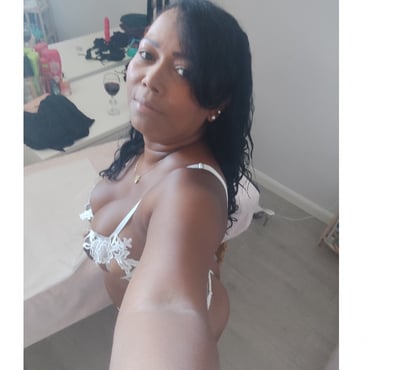 Escorts Stratford International East London - Photos for Sexy and hot Latina
