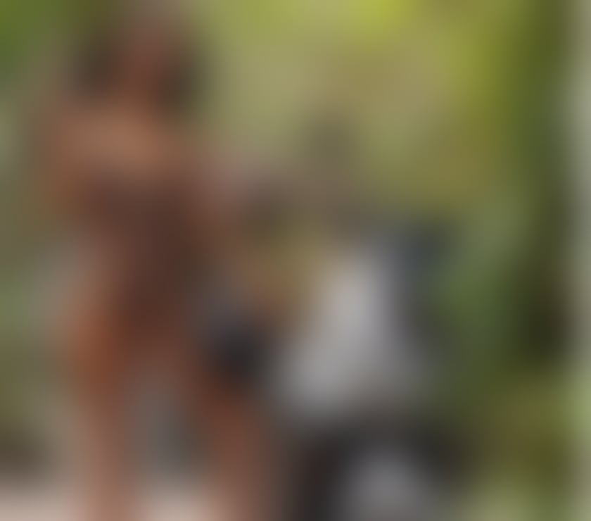 Escorts West Yorkshire Leeds - Photos for Alma 100% real girl , full service